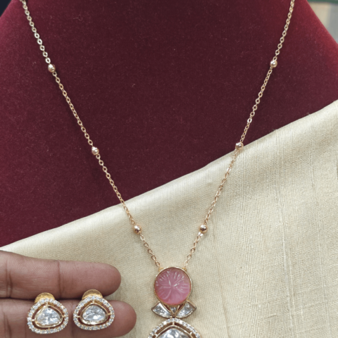 Carve stone kundan pendent set (pink)