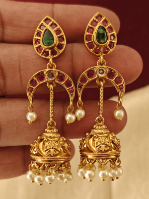 Thilak jhumka