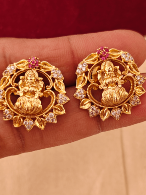 Lakshmi stud(ruby)