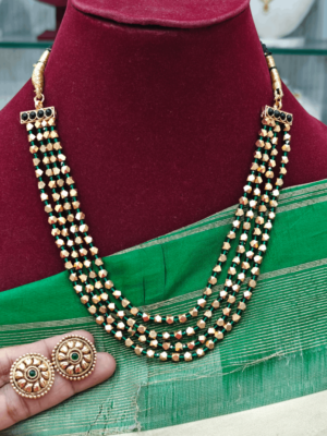 Four line thulasi beads antique short mala (green)