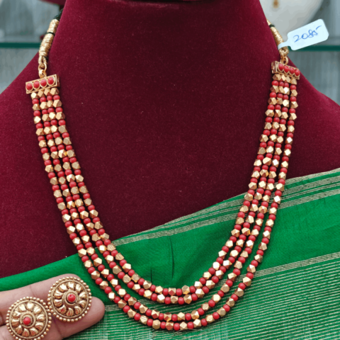 Four line coral beads antique short mala