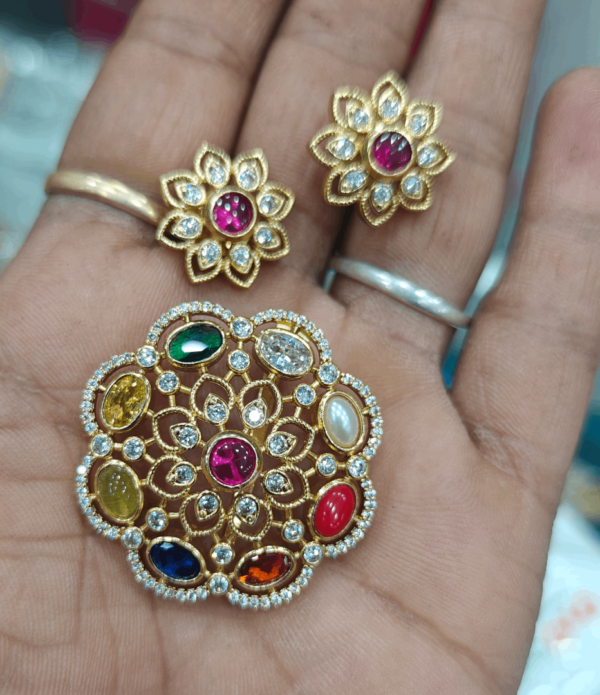 Navratna pendant set