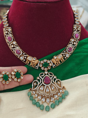 Amelia necklace(multi color)