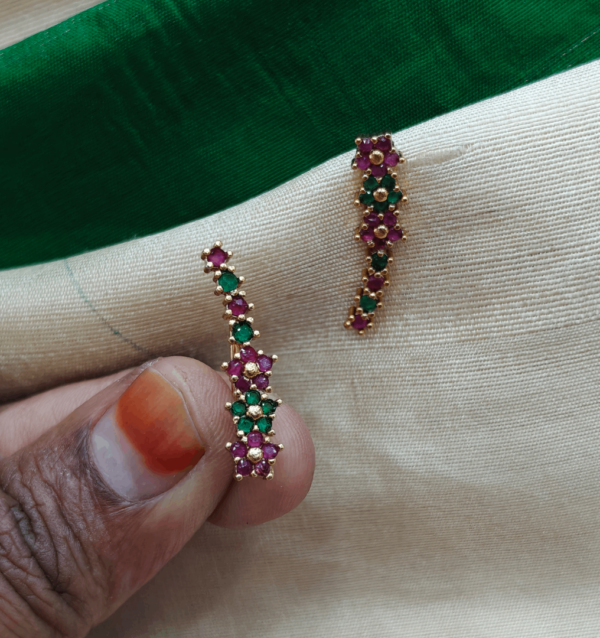 Flower mini earcuff(ruby,green)