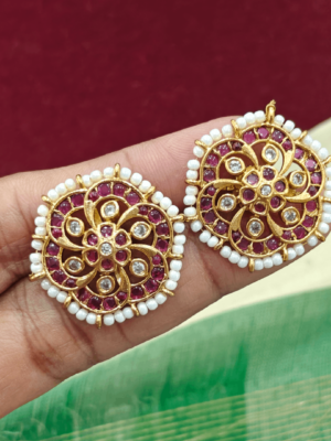 Flower stud with pearl(white,ruby)