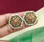 Flower stud with pearl( green,ruby)