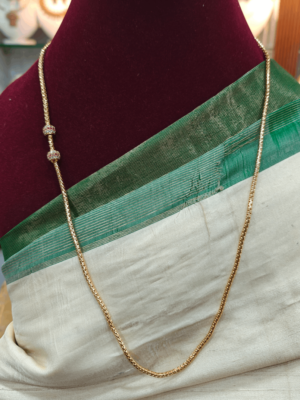 Ball moggapu chain(white ,ruby)