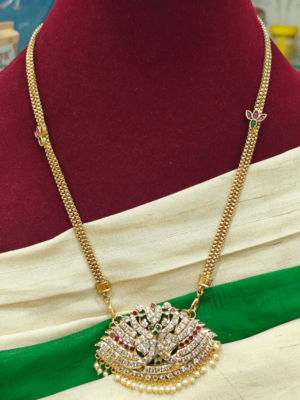 Double swan pendant with lotus chain(ruby,green)