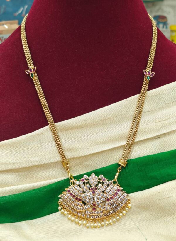 Double swan pendant with lotus chain(ruby)