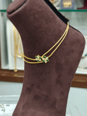 Flower design(white ,green)