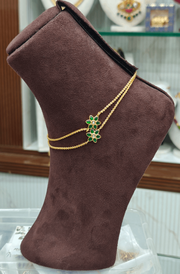 Flower design(full green,white)