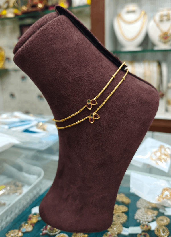 Leaf design 2(ruby,green)