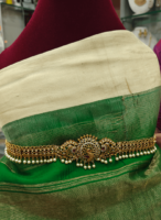 Feather open peacock hipbelt