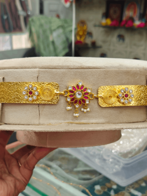 Jadau stone flower with pearl hip belt