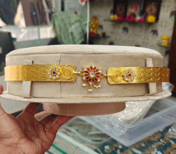 Jadau stone flower with pearl hip belt