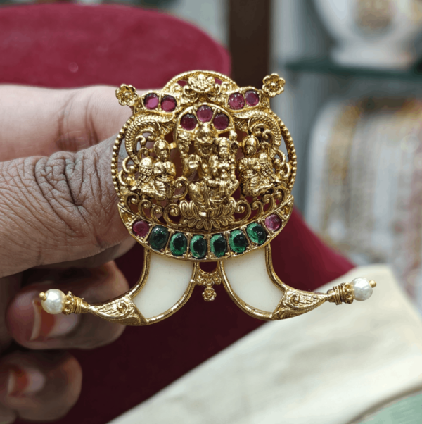 Lakshmi narasimha claw pendent