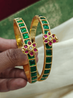 Niraya kundan bangles (ruby,green)