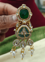 Emerald kundan hair accessory