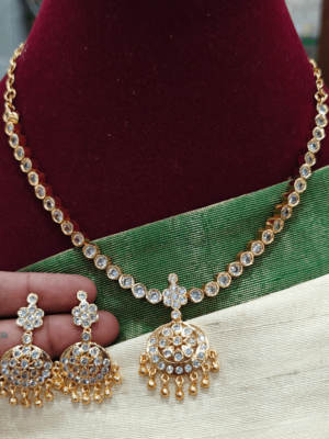 White attigai necklace