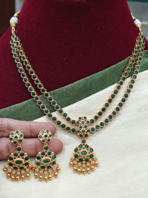 Rettai vadam emerald kemp necklace