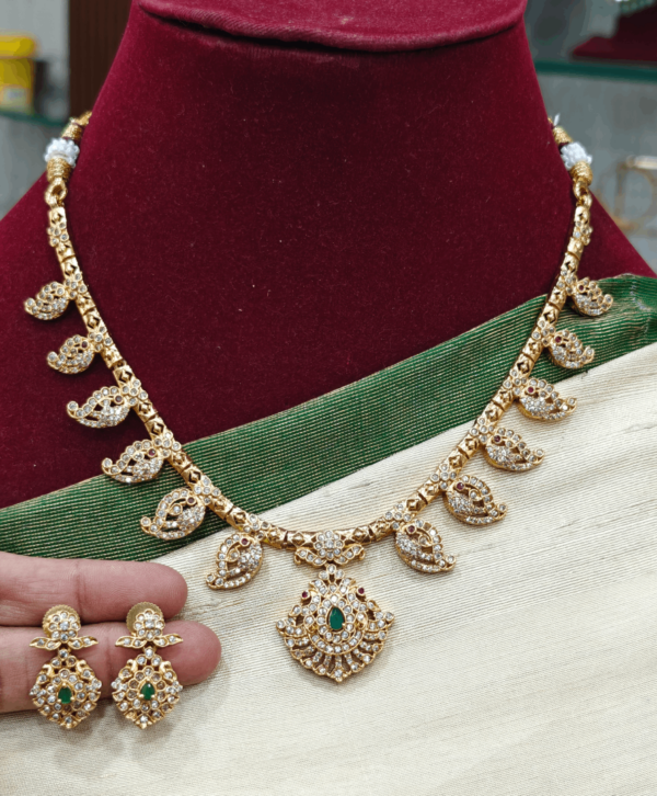 Peacock leaf necklace