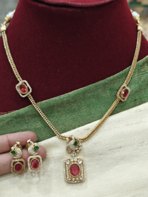 Peacock simple necklace(red)