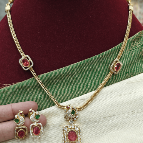 Peacock simple necklace(red)