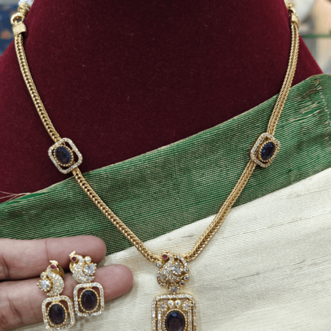 Peacock simple necklace(purple)