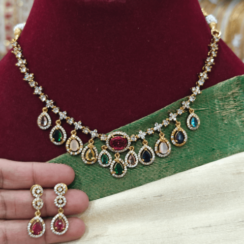 Navarathna solitaire necklace