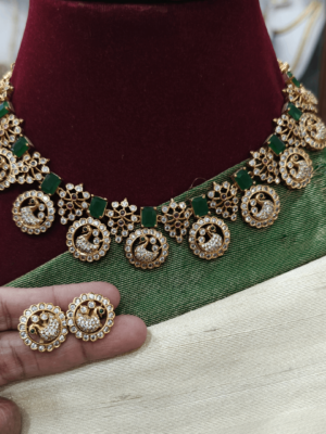 Peacock emerald solitaire necklace(green)