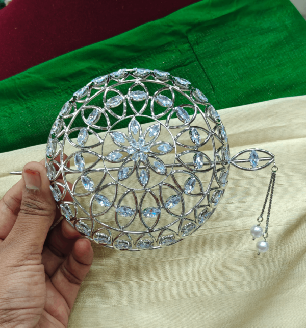 Kambi star design silver polished hair buncage