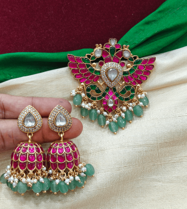 Gandaberunda in jadau with jhumka