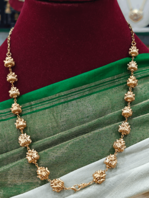 Lotus chain