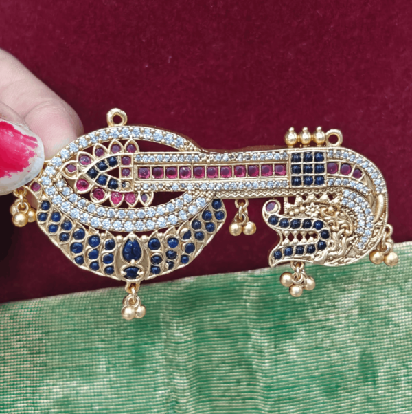 Veena pendent (blue)