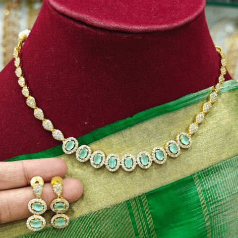 Nine oval necklace(mint green)