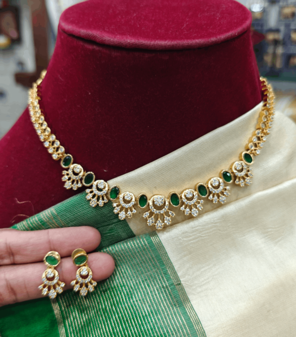 Moonleaf necklace(green)