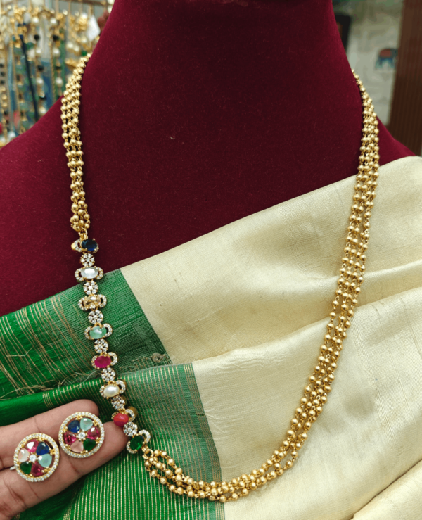 Navarathna moppu ball chain with the navarathna studs