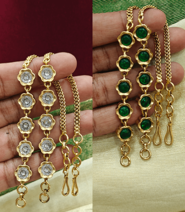 2 in 1 earchain (Green/white)