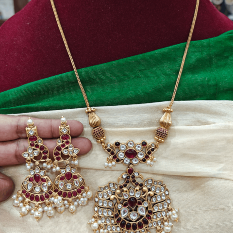 2in 1Double peacock floral set