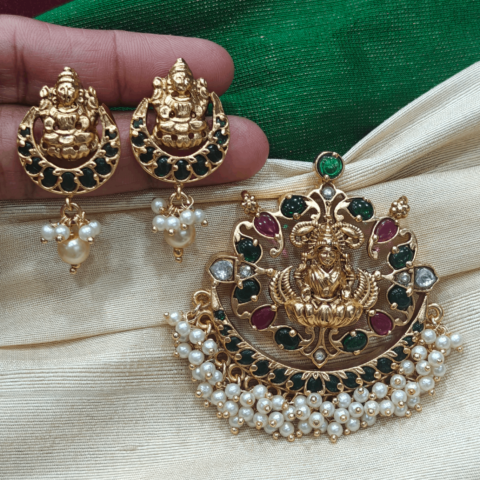 Moon lakshmi with the earings