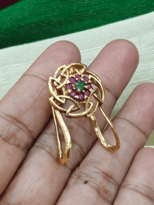 Chakra vanki ring