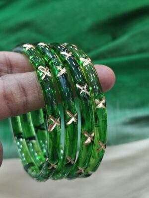 Jelly cross cut glass bangles 6mm(mehroon)