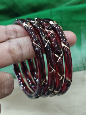 Jelly cross cut glass bangles 6mm(mehroon)