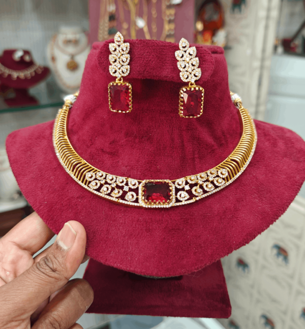 Gold-toned kante-style choker(ruby)