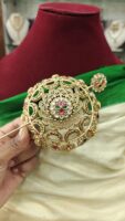 Jadau hair bun with the kundan stones