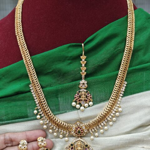 Pearl lakshmi haaram with the magtikka(jalebi style)