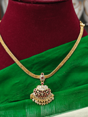 Attige necklace (only ruby)
