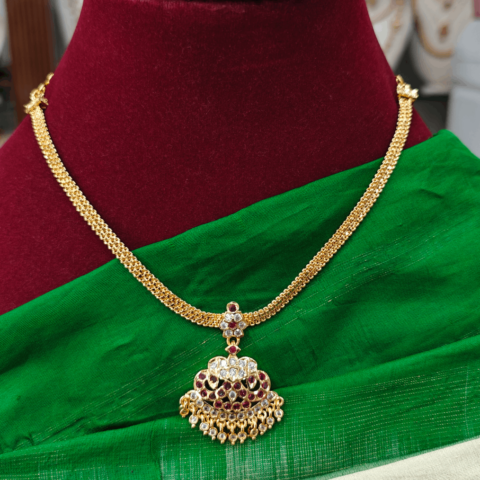 Attige necklace (only ruby)