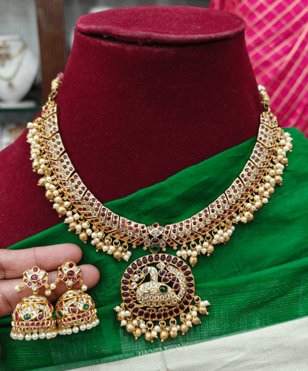 Annam necklace with pearl and ruby