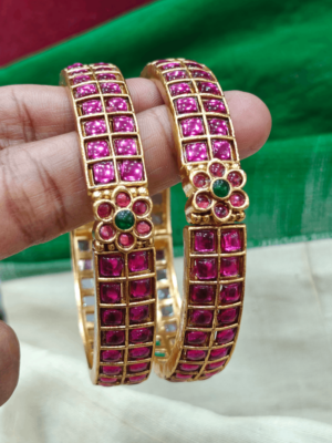 Jadau screw bangles(ruby)